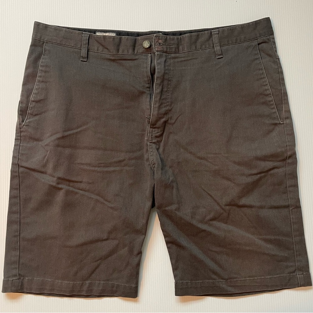 Volcom Men's Dark Brown Flat Front Shorts
